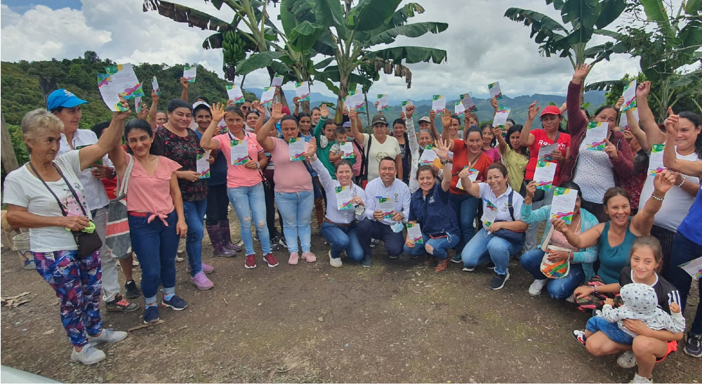 Mujeres de Cundinamarca celebraron su día  con la Unidad de Restitución de Tierras
