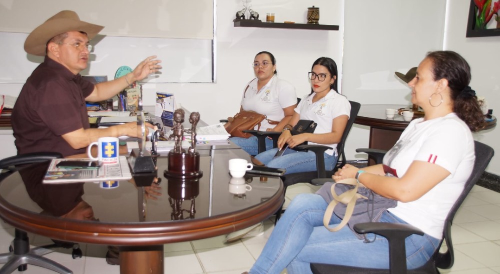 Autoridades de Arauca se comprometen con avance de la restitución de tierras en los 7 municipios del departamento