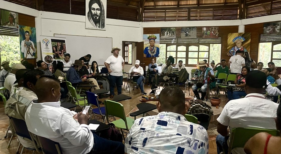 Los representantes de 250 organizaciones sociales del Putumayo llegaron a la vereda El Bagre, en Puerto Caicedo, para desarrollar el “Primer espacio de diálogo” entre la Unidad de Restitución de Tierras (URT), organizaciones étnicas y comunidades campesinas. 