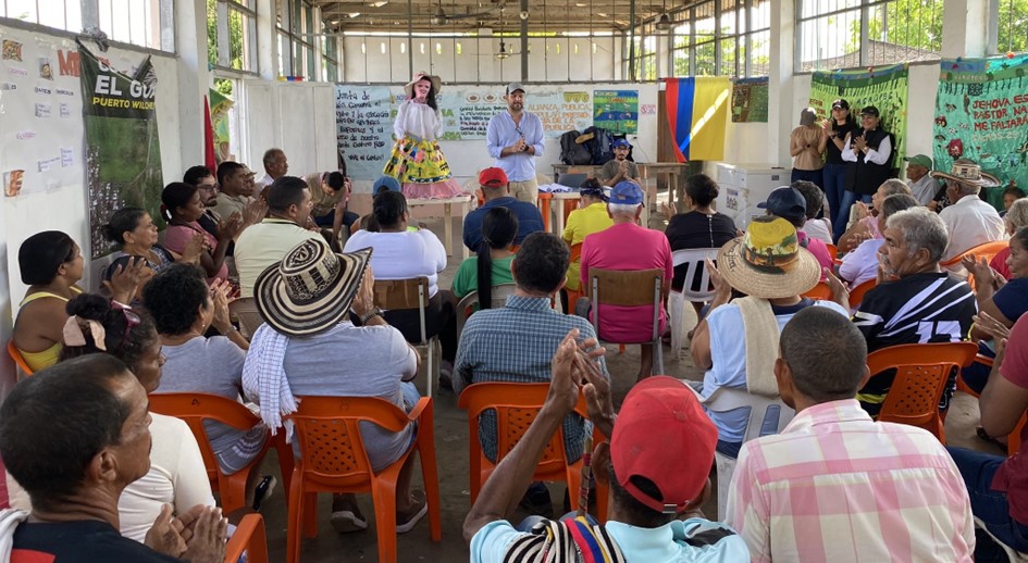 La URT llegó a Puerto Wilches para atender a campesinos víctimas de despojo y abandono forzado
