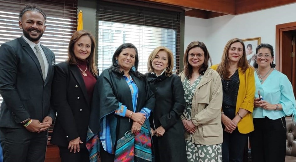 Secretaria General de la URT Jaqueline Campos, se reunió con la Magistrada Gloria Stella López Jaramillo, vicepresidenta de la Comisión Nacional de Género de la Rama Judicial