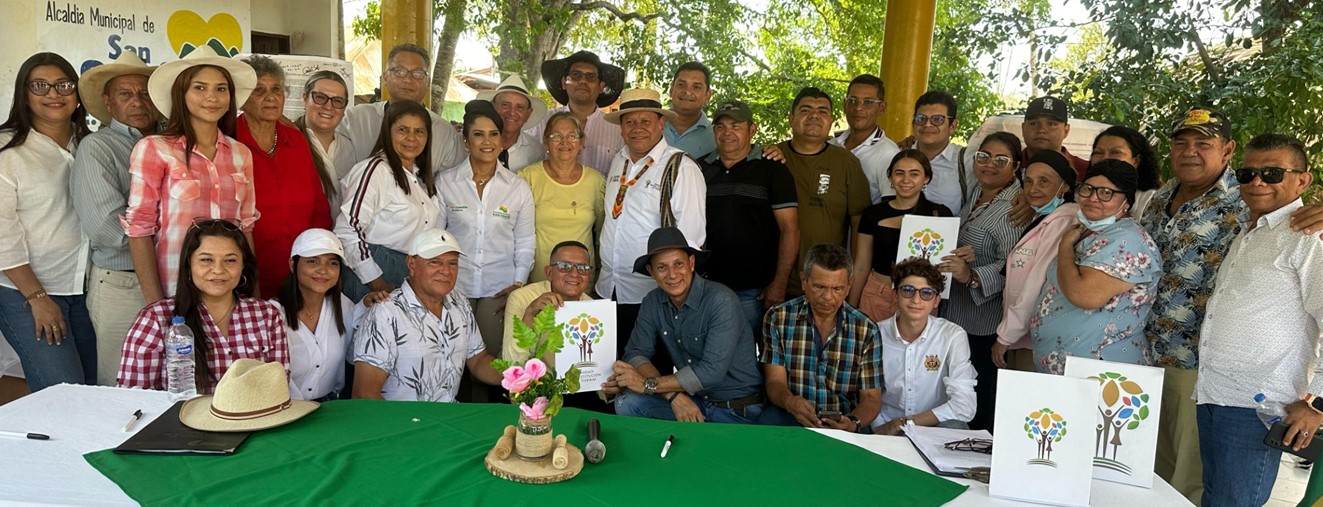 La URT gestiona la restitución de 157 hectáreas en monocultivo de teca de una empresa del Grupo Argos en San Onofre, Sucre
