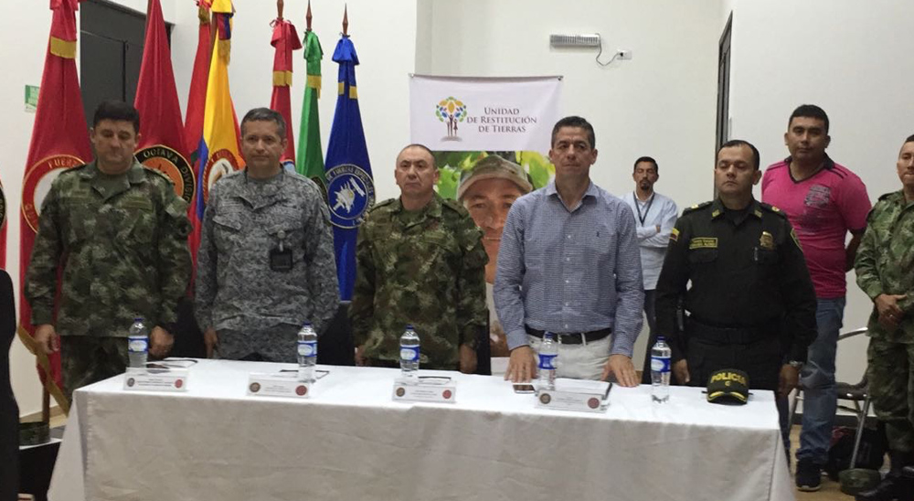 Unidad de Restitución de Tierras y Fuerza Pública se la juegan por la restitución en el suroriente colombiano