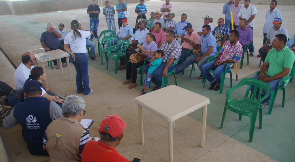 URT y Defensoría del Pueblo se reunieron con propietarios de predios en zona de ampliación del resguardo Ette Ennaka