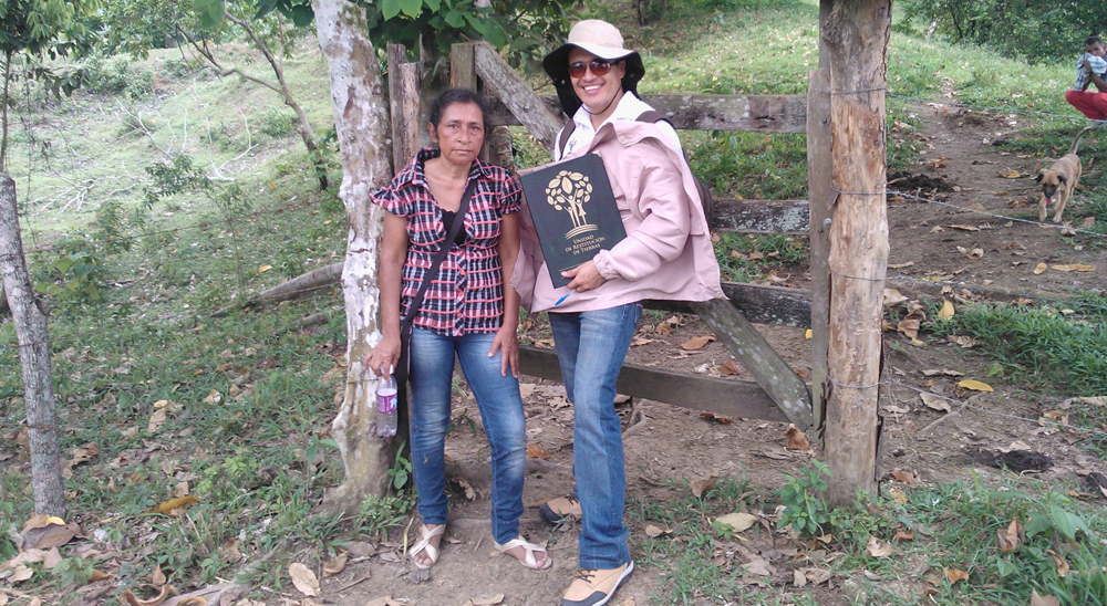 Unidad de Restitución de Tierras lideró entrega de subsidios a Segundos Ocupantes en Apartadó, Antioquia