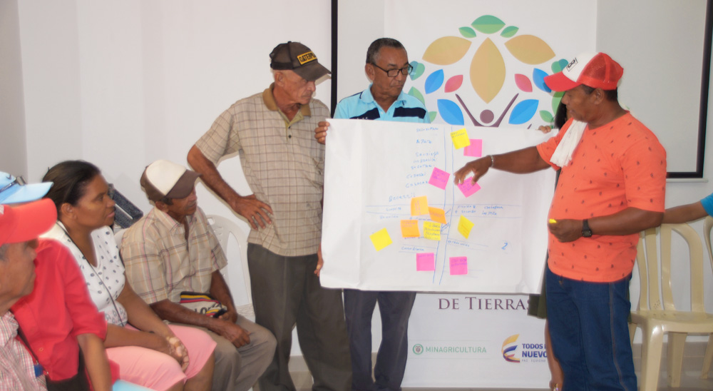 Comunidades del Cesar conocen las garantías que ofrece el proceso la restitución de tierras