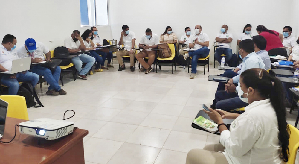 Municipios de Bolívar se comprometen con el cumplimiento de las medidas de alivio de pasivos prediales a favor de los restituidos