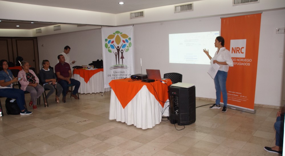  nullCon espacios de reflexión sobre su rol en la sociedad empoderan a mujeres restituidas de Norte de Santander y Arauca