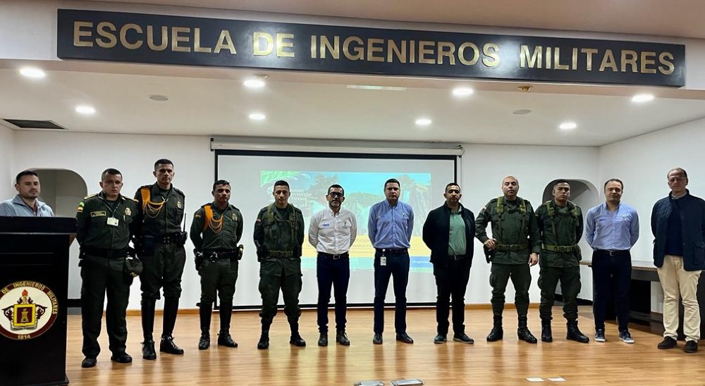 Fuerza Pública ratifica respaldo a restitución de tierras en los municipios de Cundinamarca 