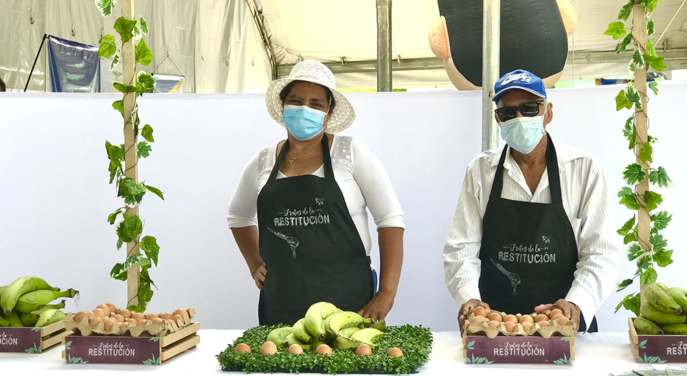 nullEn San Jacinto, Bolívar, 140 víctimas y solicitantes de restitución fueron atendidas durante Feria Acércate de Función Pública 