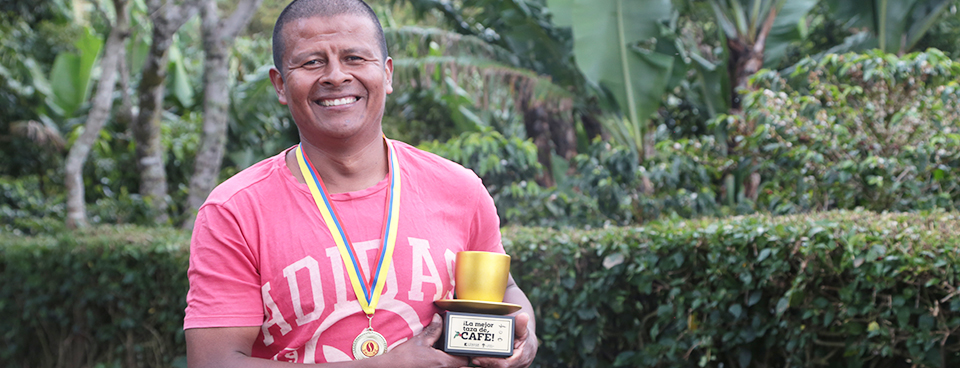 “Mis manos nunca dejaron de sembrar la esperanza”: Jairo Albán 