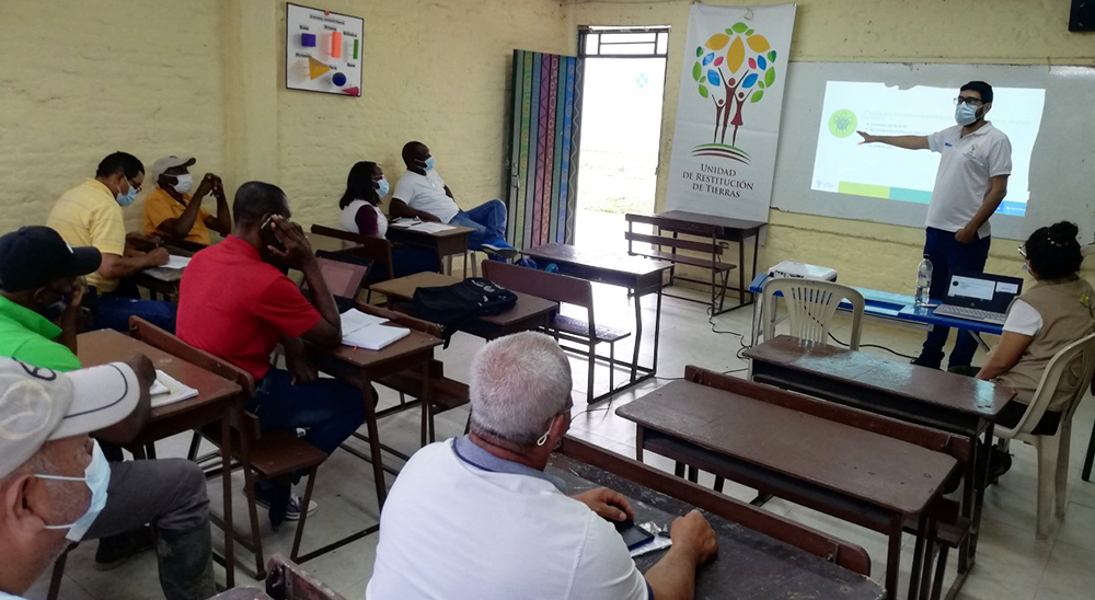 Comunidades negras del Valle del Cauca conocen su derecho a la restitución de tierras 