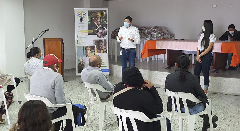 Primera jornada de socialización de Ley de Víctimas y Restitución de Tierras en Tadó, Chocó 
