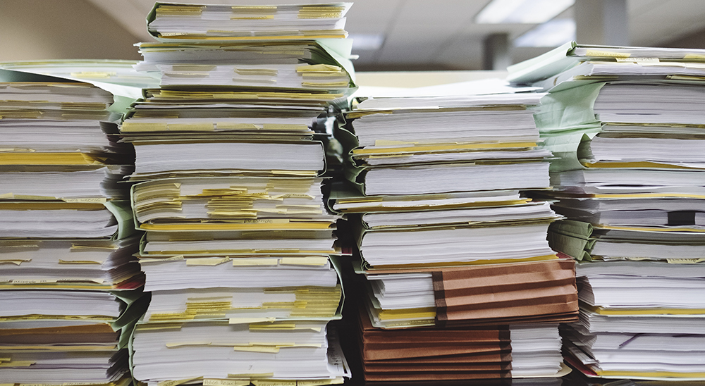 NOTICIA FALSA: NO SE VIERON AFECTADOS EXPEDIENTES DE PROCESOS DE RESTITUCIÓN DE TIERRAS DURANTE LA QUEMA DEL PALACIO DE JUSTICIA EN TULUÁ 