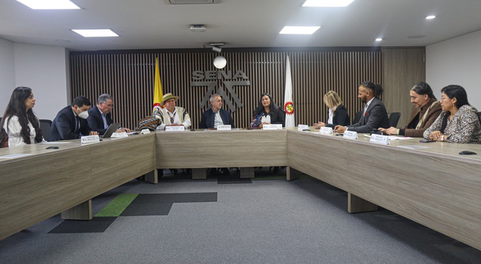 URT firma acuerdo de entendimiento con el SENA para fortalecer la capacitación de sus beneficiarios y servidores