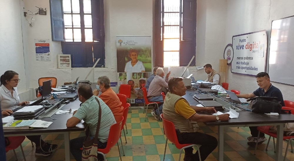 La restitución llega a más territorios de Santander 