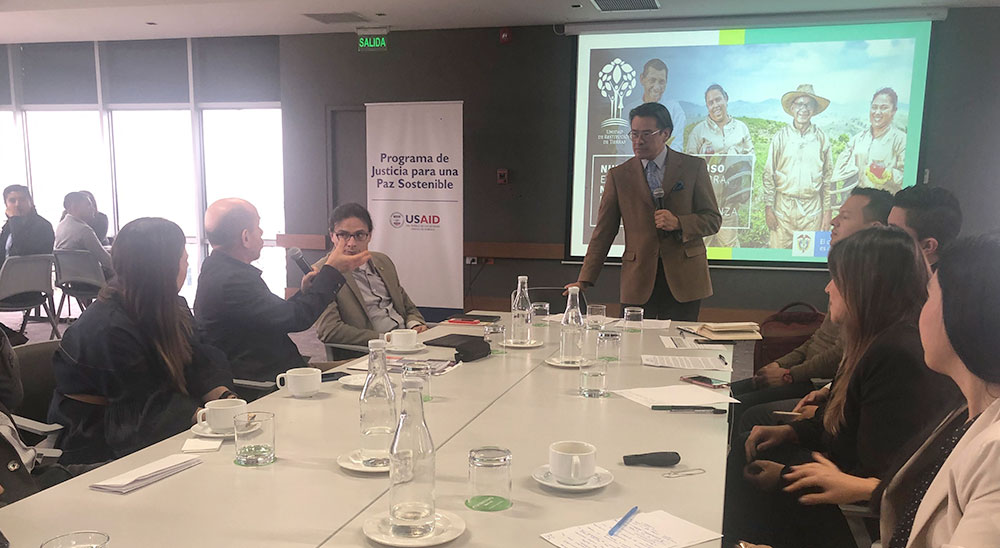 Unidad de Restitución de Tierras (URT), Consejo Superior de la Judicatura y USAID promueven diálogo con jueces y magistrados para fortalecer el proceso de restitución 