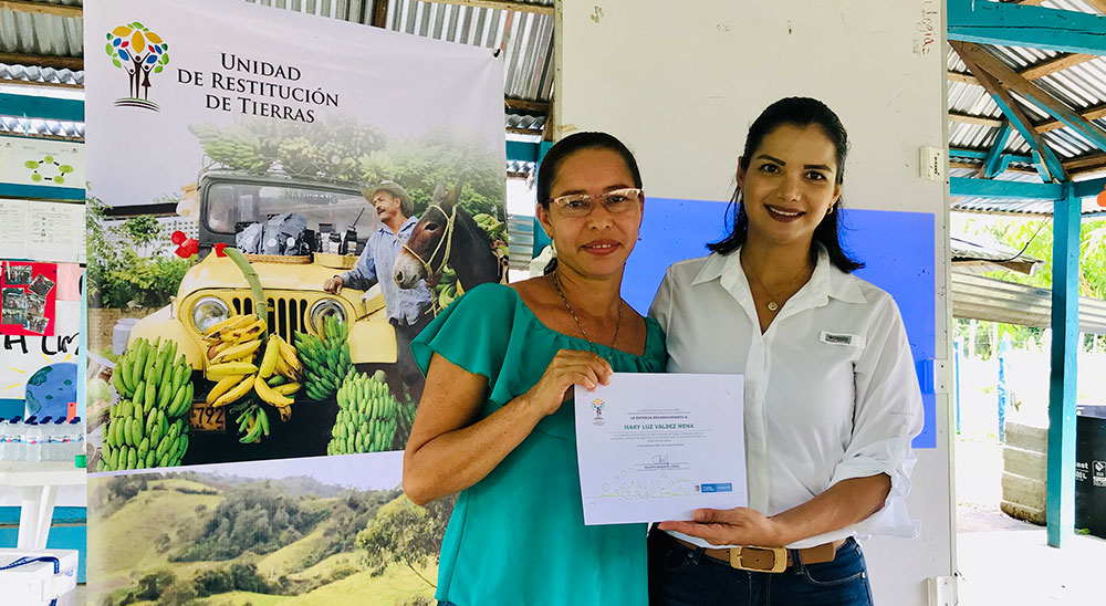 La Unidad de Restitución de Tierras (URT) entregó reconocimiento a mujeres rurales de Bolívar 