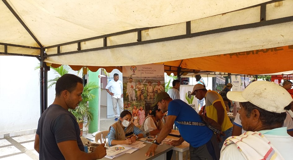 URT realizó jornadas de atención a familias desplazadas de Bocas de El Manso y zonas aledañas a Tierralta, Córdoba