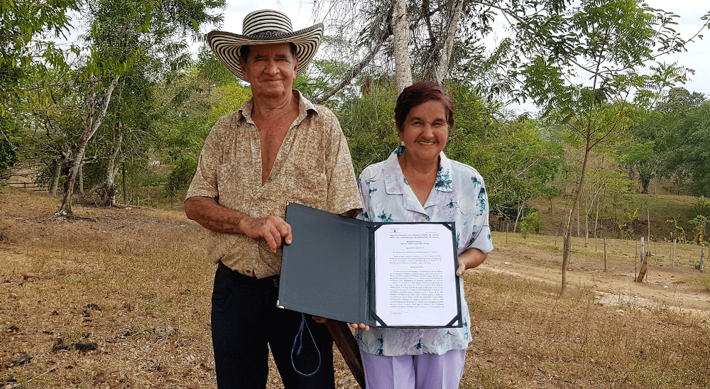  nullFamilia de Sabana de Torres (Santander), víctima de las autodefensas, recuperó sus tierras 