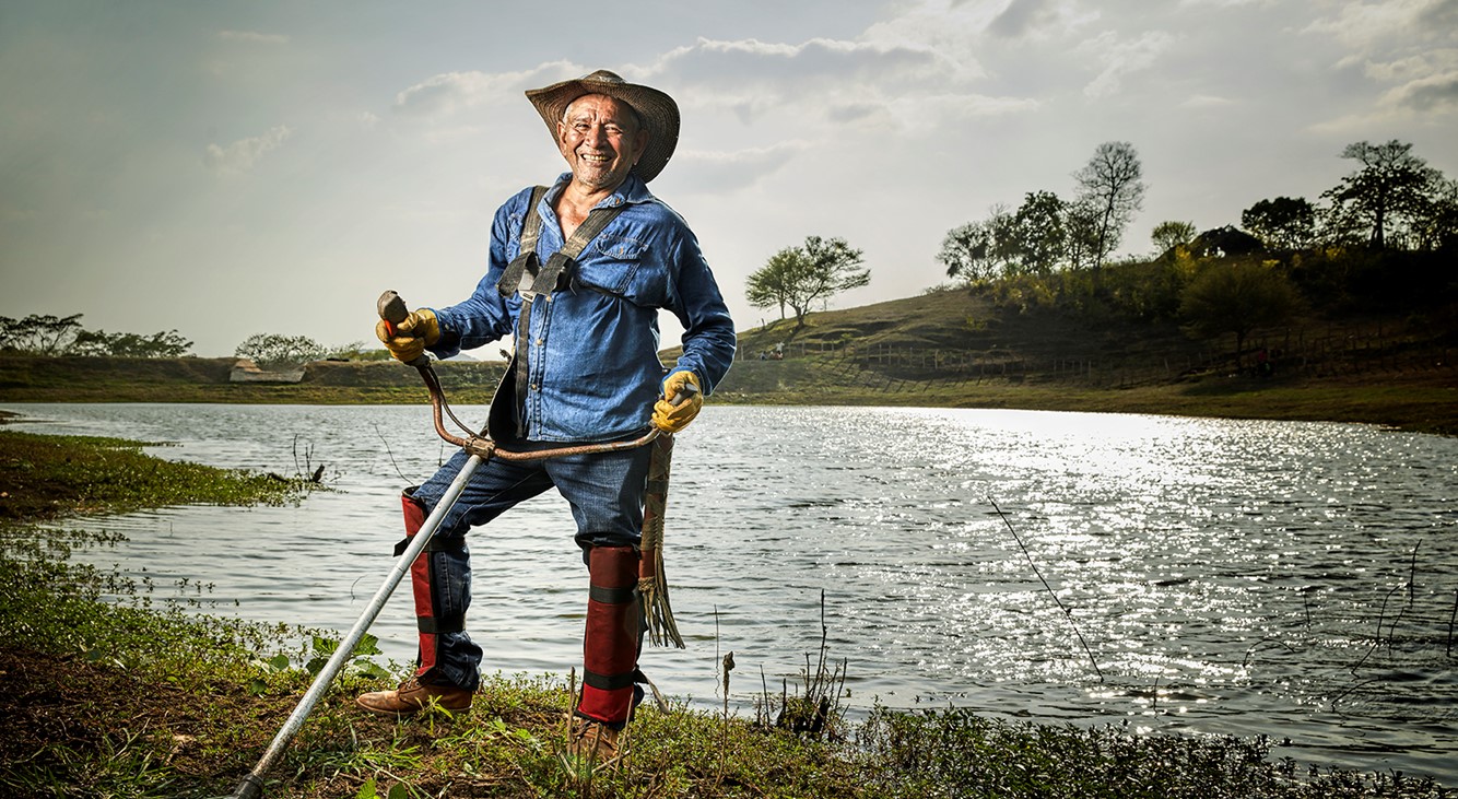 Alcaldes de los Montes de María buscan replicar reservorios de agua construidos por familias restituidas y comunidad de Cambimba (Morroa) 