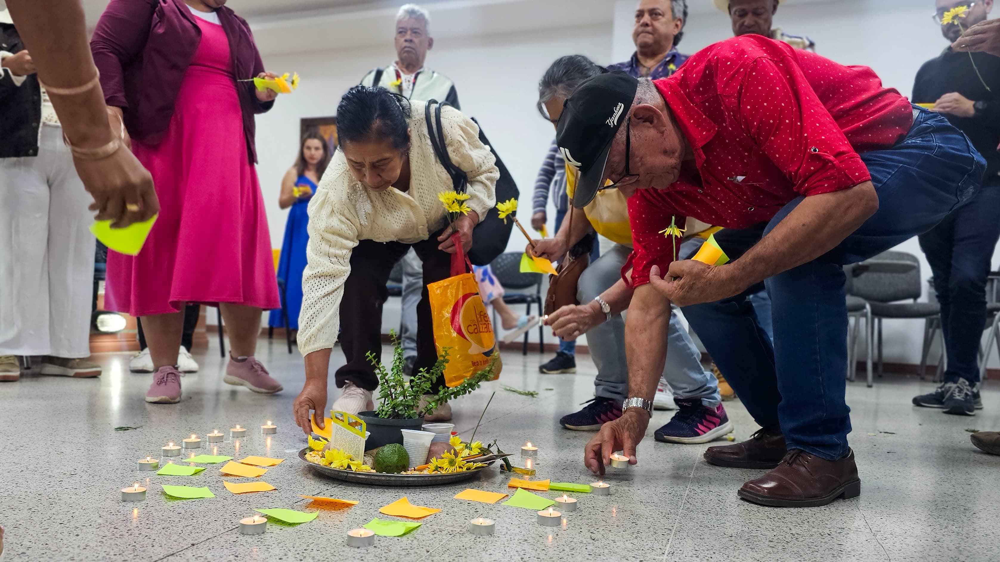 Un conversatorio nacional y una actividad simbólica marcaron el cierre de estas jornadas, que sumaron la participación de cerca de 300 personas durante el 2024.
