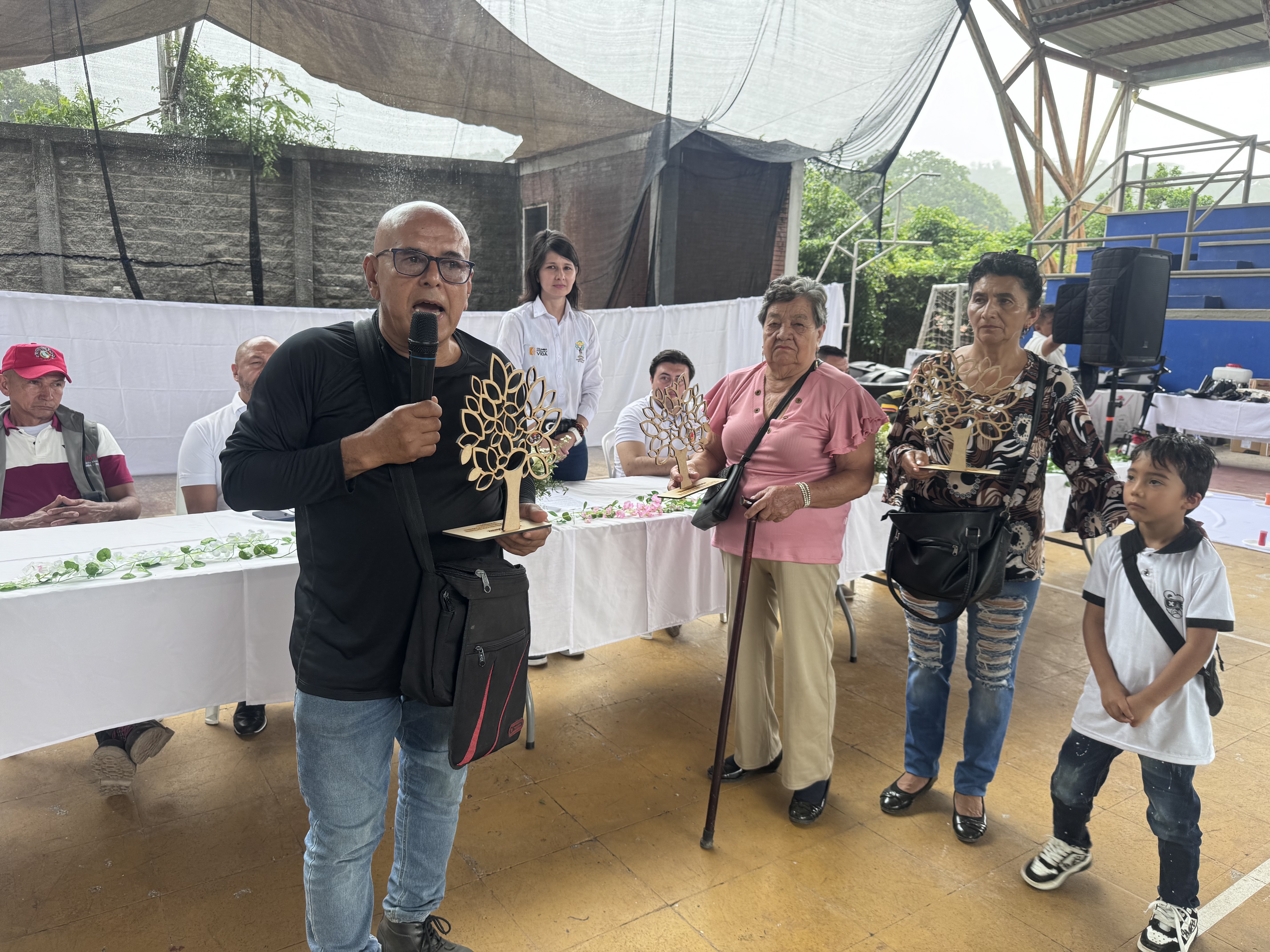 Durante la conmemoración del 9 de abril, la territorial se enfocó en atender a campesinos y comunidades étnicas, para que puedan recuperar sus tierras y la confianza en el Estado para volver a sembrar, generar desarrollo rural y hacer productivo el campo.