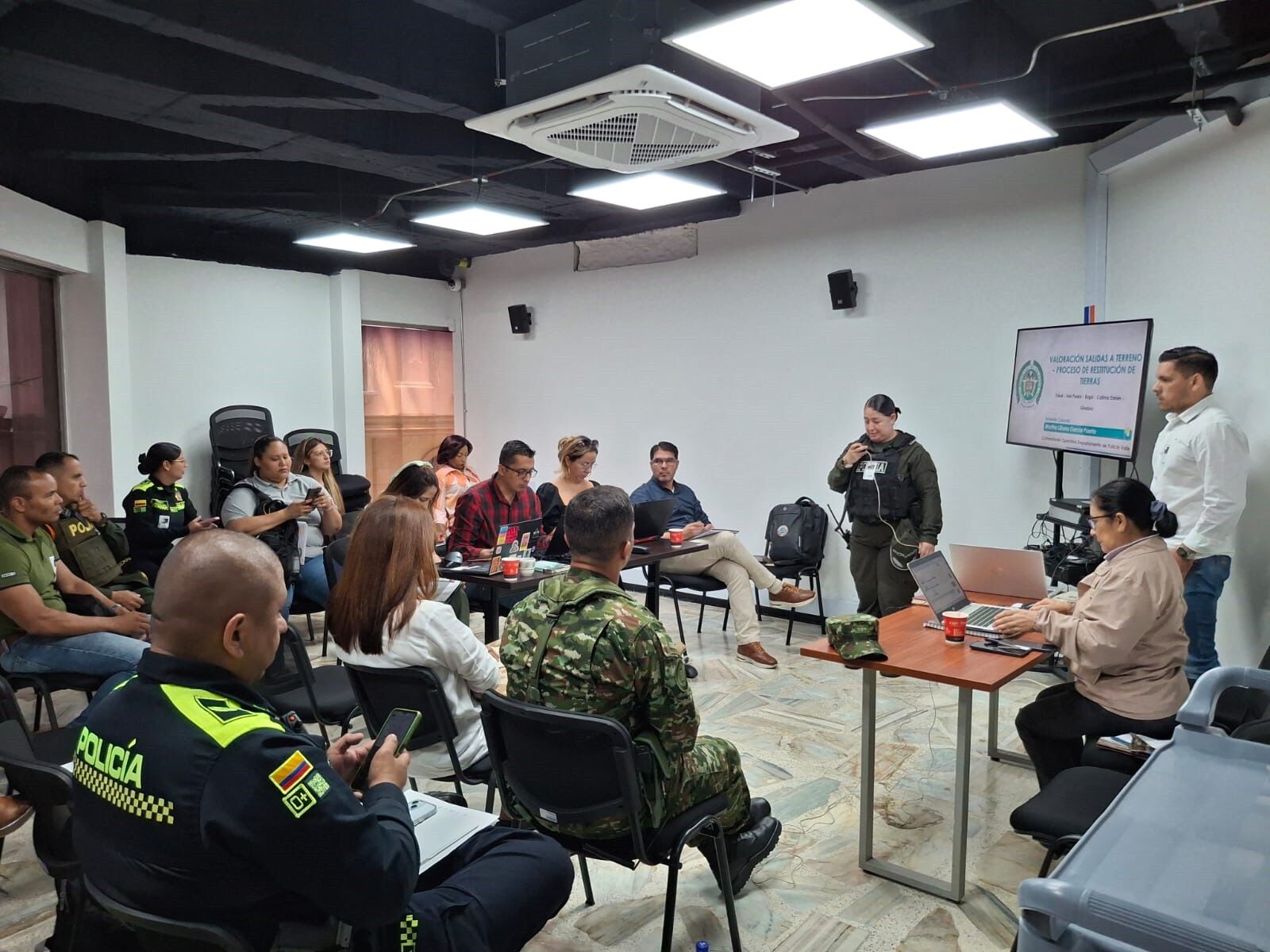 En el más reciente Comité Operativo Local de Restitución (COLR), distintas instituciones del Estado acordaron reforzar la articulación con la URT para blindar las labores de reparación integral a las víctimas de despojo en dichas regiones. 