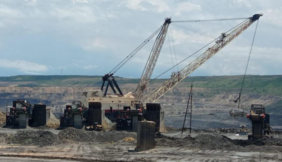 Entre ellas se cuentan las 365 hectáreas reclamadas de la parcelación Mechoacán, donde se configuró uno de los episodios más violentos de despojo, abandono forzado y desplazamiento en el Cesar.