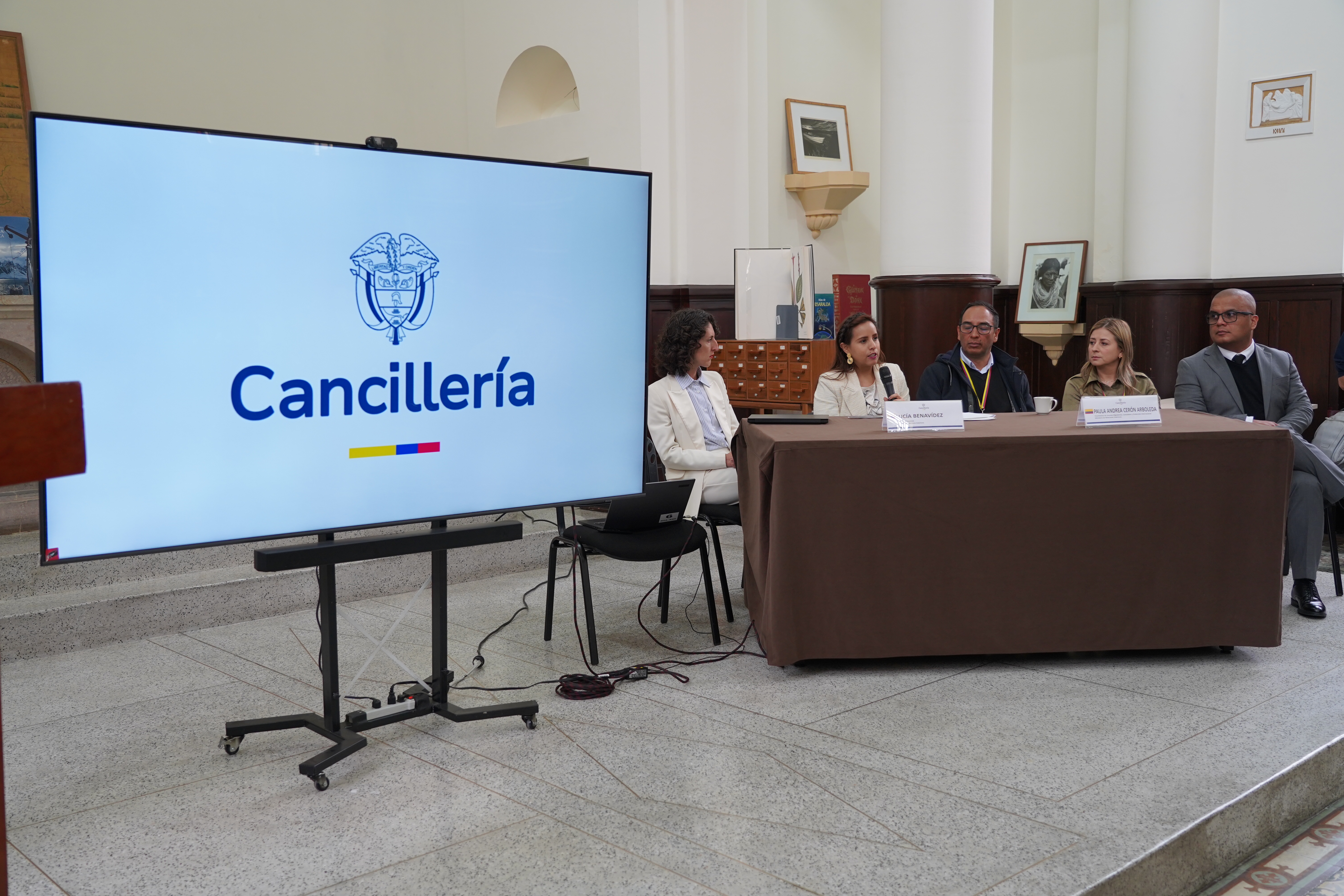 La Unidad lideró un conversatorio como parte de la agenda previa a este importante encuentro internacional, que se realiza del 18 al 21 de marzo. En él, se destacó la posibilidad de que estas personas opten por la compensación económica como medida para su reparación. 